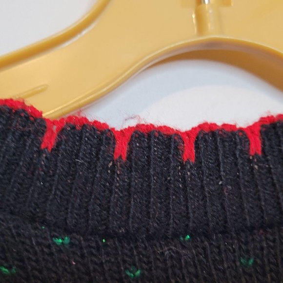 Vintage Christmas Sweater Poinsettia Black Red Dana Scott Acrylic Size Medium - Picture 13 of 15